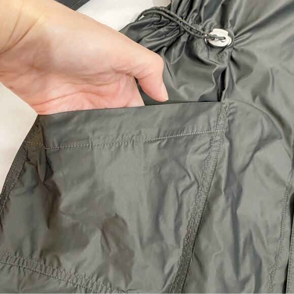 Chico’s Reversible White With Black Stripes Or Solid Black Jacket, Size 2/Medium - Picture 6 of 15